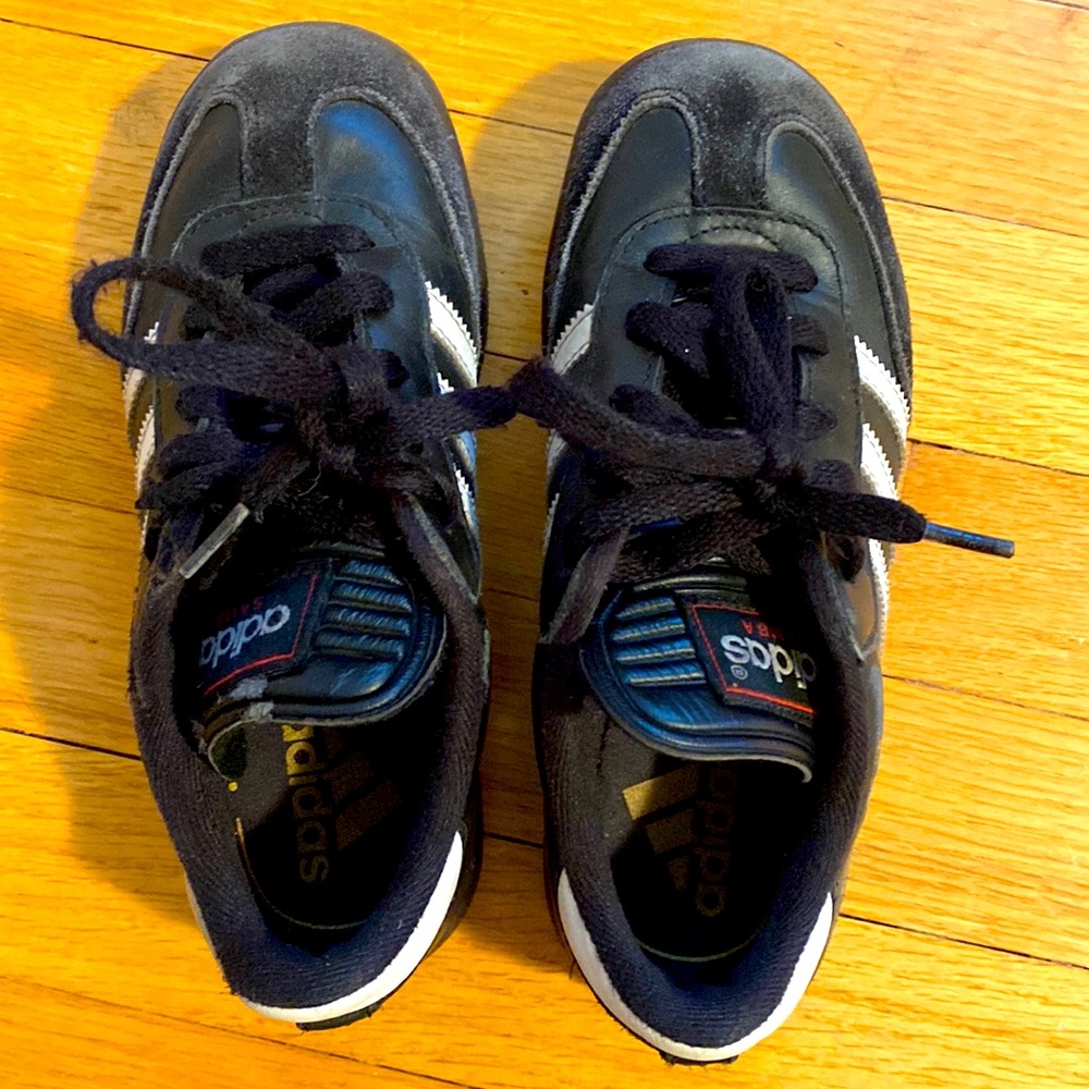 Kids Adidas Samba indoor soccer shoes
